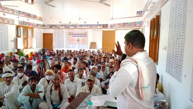 पिंडवाड़ा क्षेत्र के मज़दूरों ने पत्थर गढ़ाई मजदूर सुरक्षा संघ का स्थापना दिवस धूम धाम से मनाया,पत्थर गढ़ाई मज़दूर सुरक्षा संघ ने शिल्पकारों और शिल्पकला के बचाव के लिए किये गए